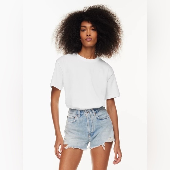 2 for 15 Topshop straight cut jean shorts - Picture 1 of 5